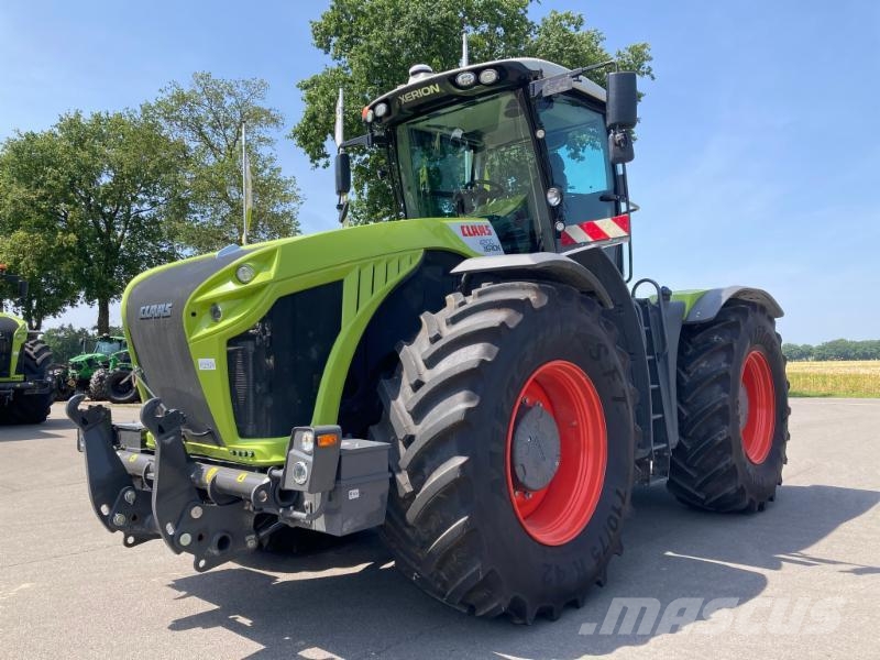 CLAAS XERION 4200 TRAC VC Tractoren