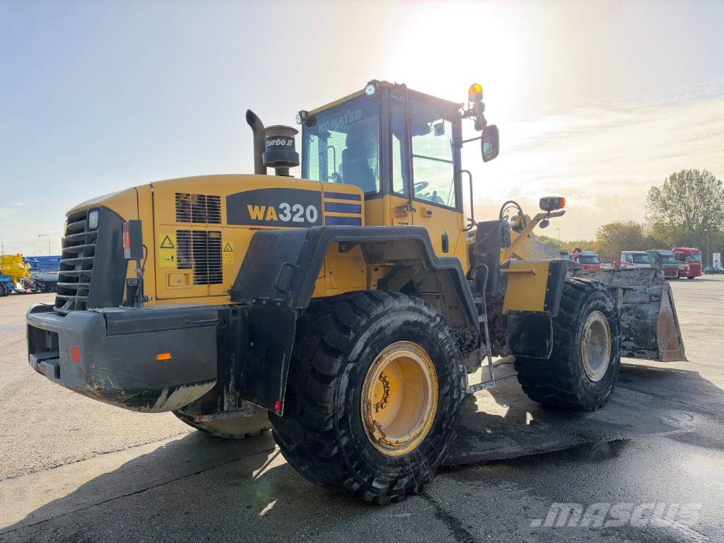 Komatsu WA320-5H 4x2 Wheelloader Læssemaskiner på hjul