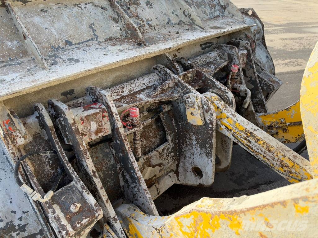Komatsu WA320-5H 4x2 Wheelloader Læssemaskiner på hjul