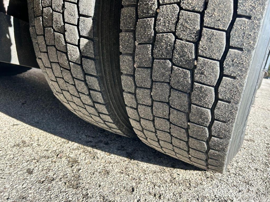 Mercedes-Benz AROCS 3763 8X4*4 EURO6 + LOFLIFT 125Z HiVision Camiones chasis