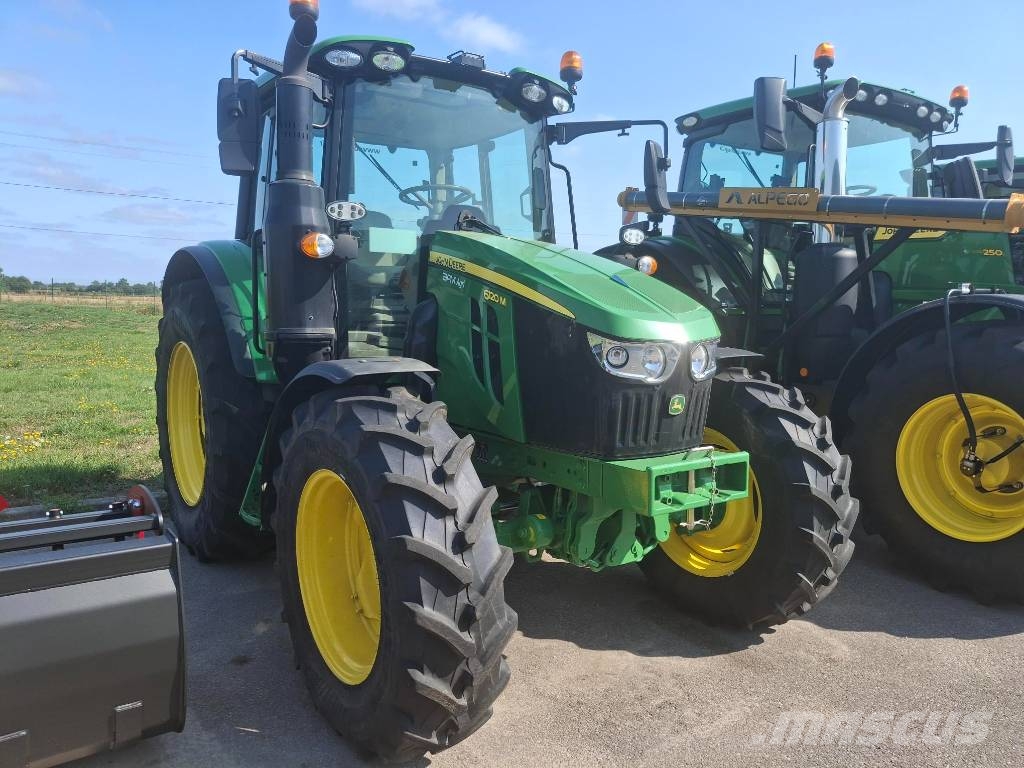 John Deere 6120 M Tracteur