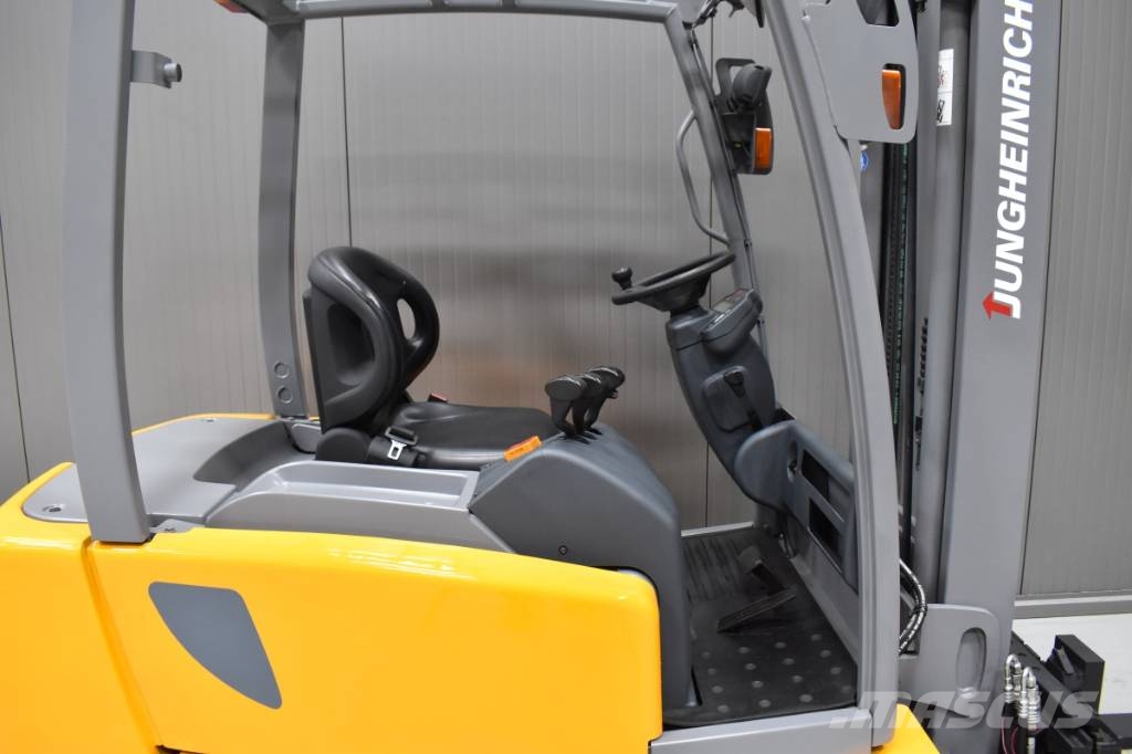 Jungheinrich EFG 320 N Electric forklifts