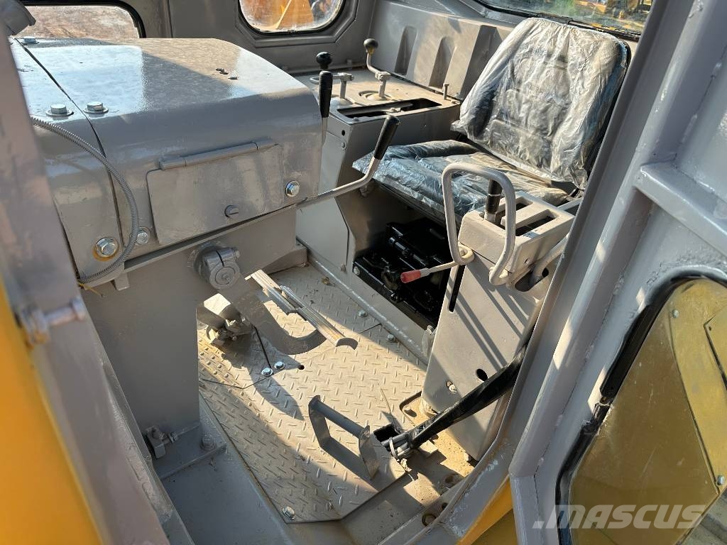 CAT D7G Buldožerji goseničarji