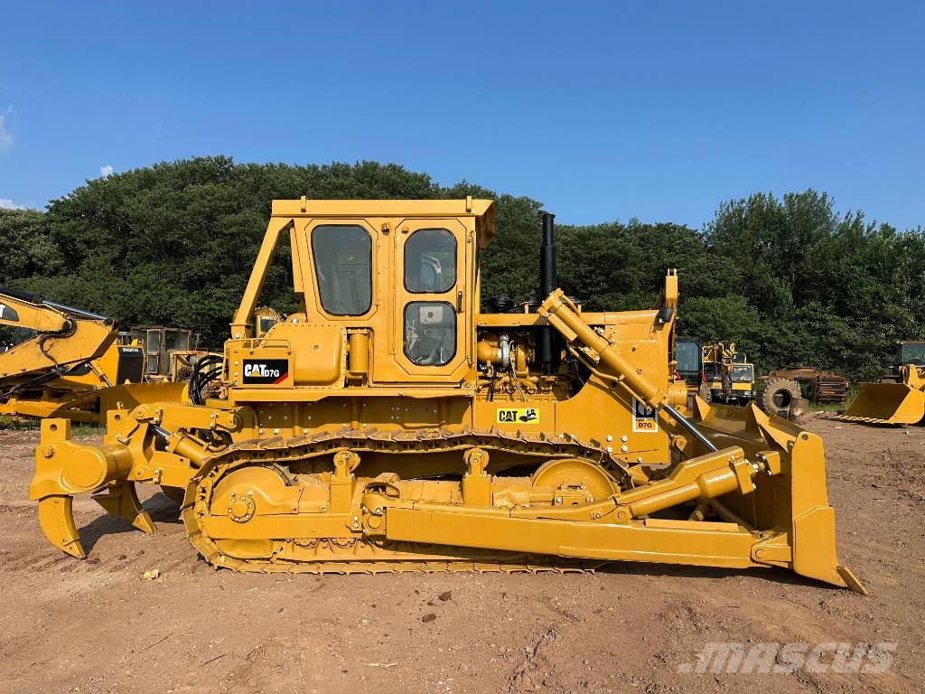 CAT D7G Buldožerji goseničarji