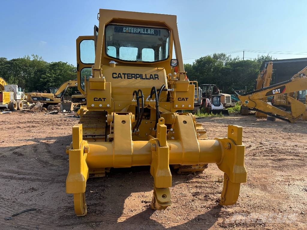 CAT D7G Buldožerji goseničarji