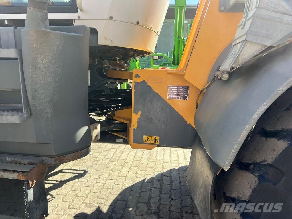 Liebherr L538 / ZSA Pale gommate