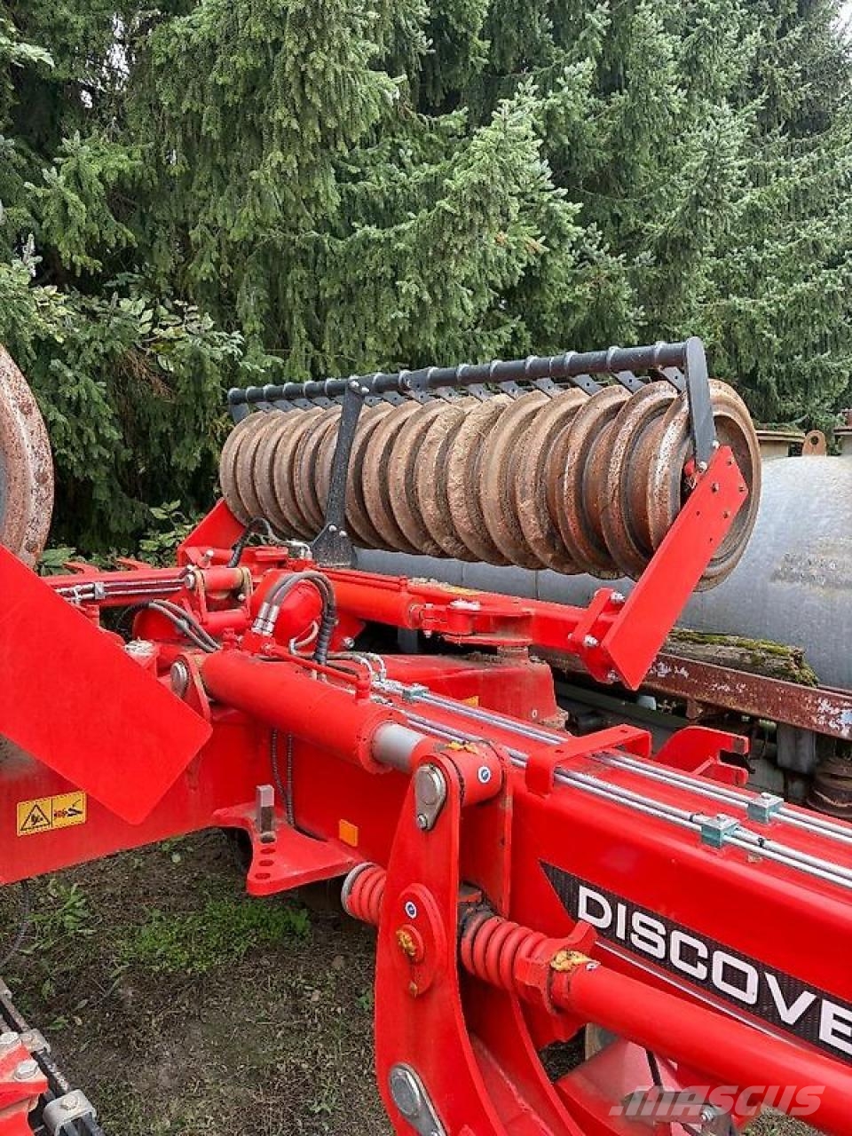 Kuhn Discover XM2-36 4,30m Crover crop
