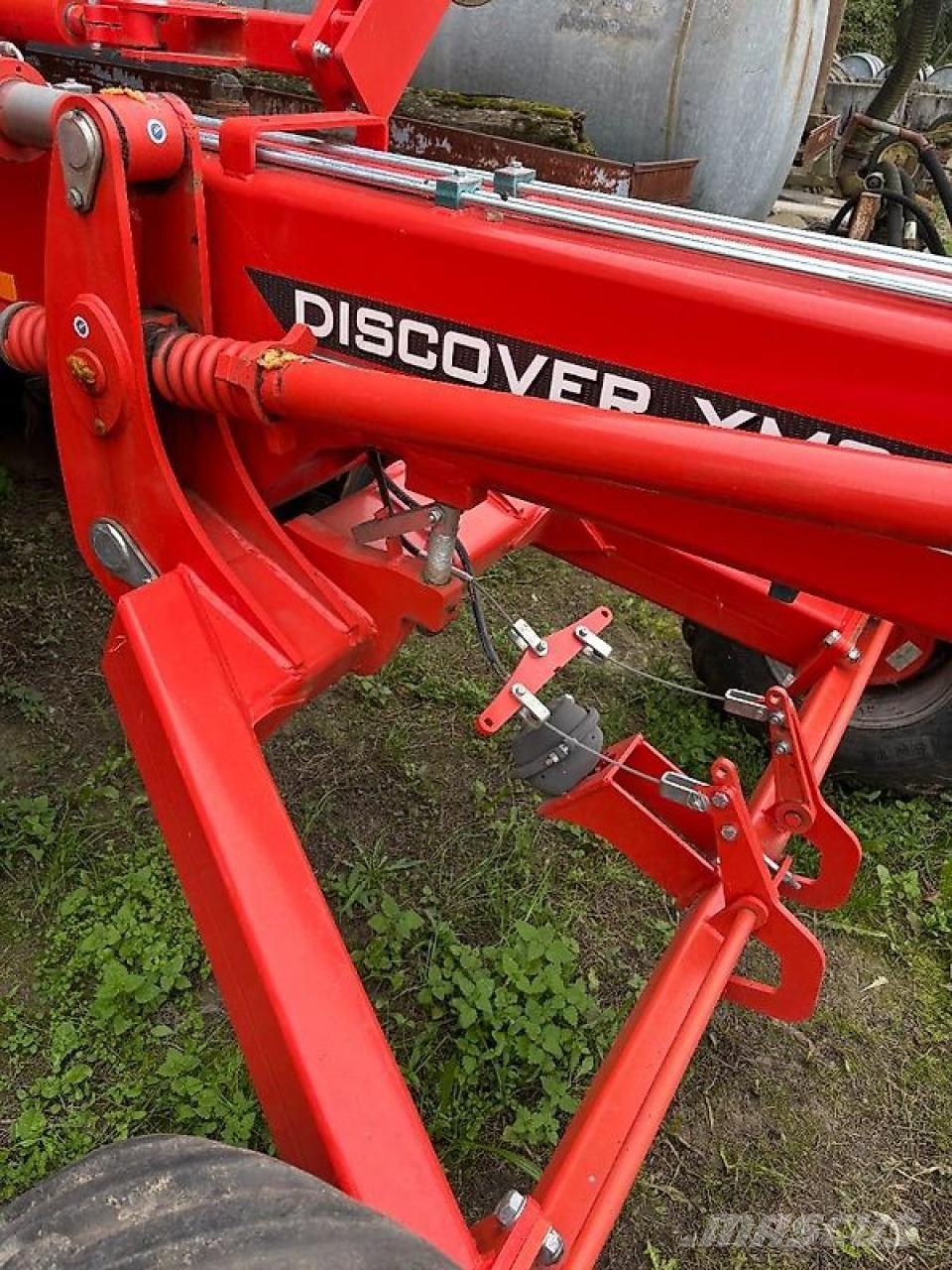Kuhn Discover XM2-36 4,30m Crover crop