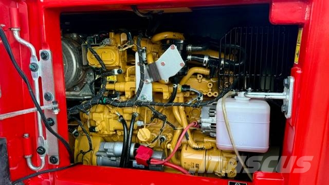 CAT 309 CR حفارات وسط 7 طن - 12 طن