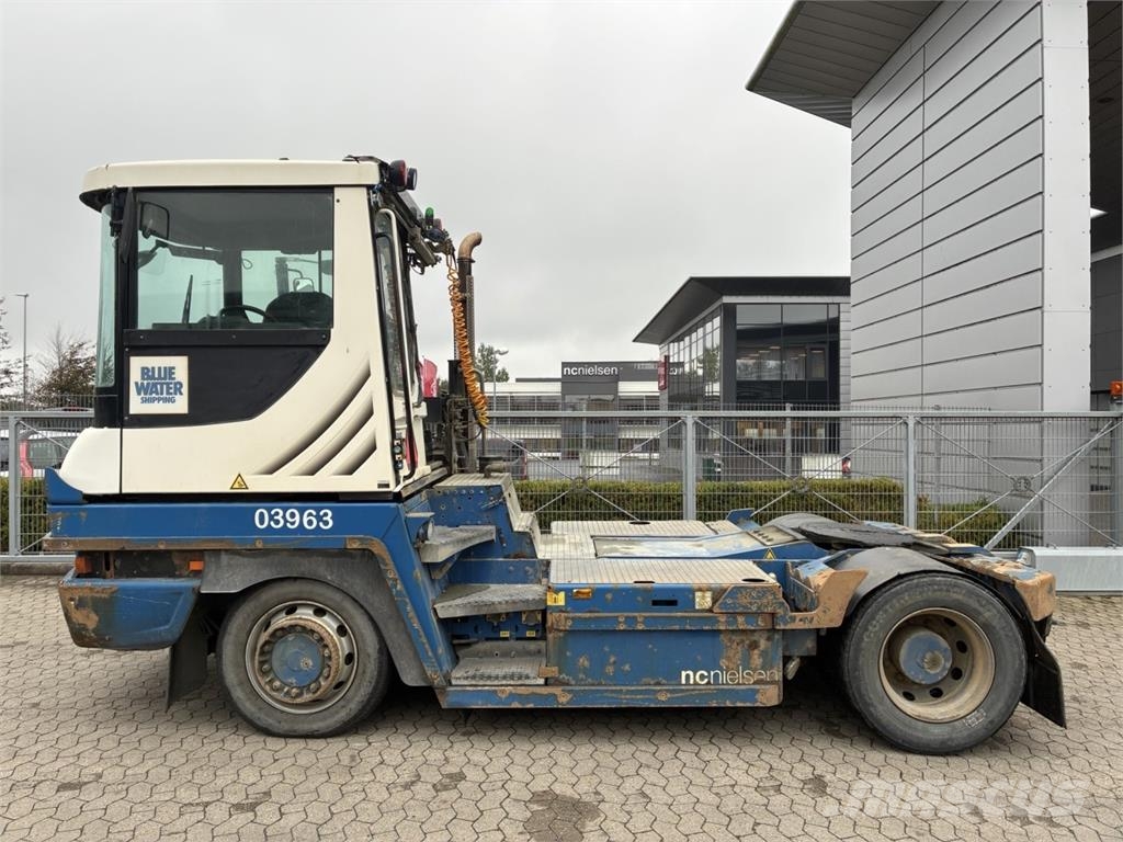 Terberg RT283 4X4 Vučna vozila