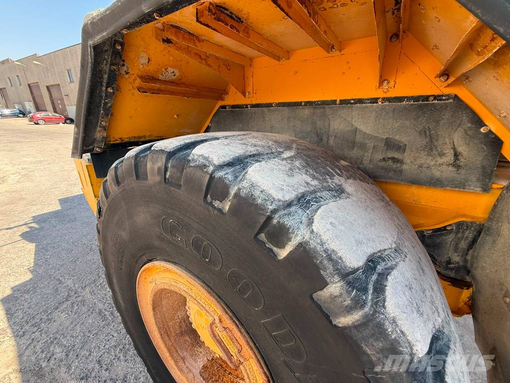 Volvo A35C **AVERÍA CAMBIO** Шарнирно-сочленённые самосвалы