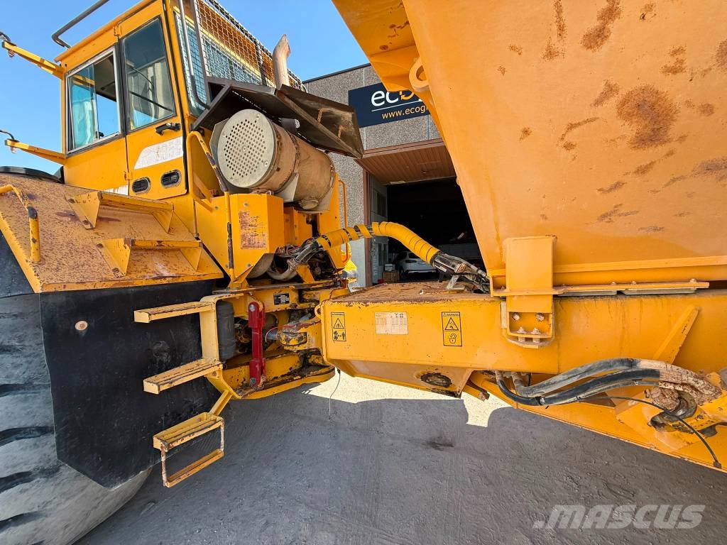 Volvo A35C **AVERÍA CAMBIO** Шарнирно-сочленённые самосвалы