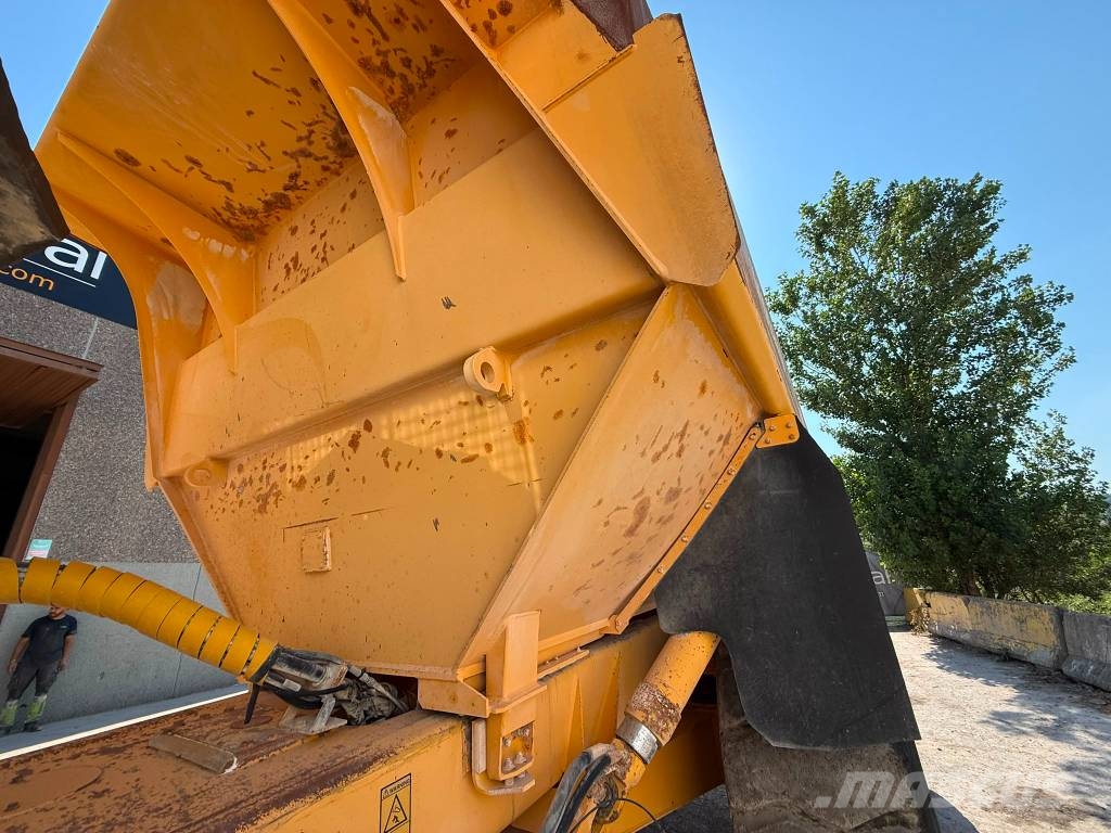Volvo A35C **AVERÍA CAMBIO** Шарнирно-сочленённые самосвалы