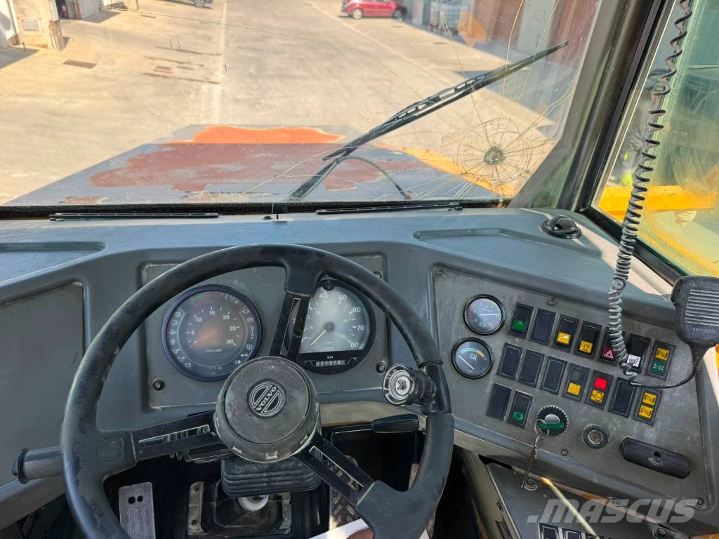 Volvo A35C **AVERÍA CAMBIO** Шарнирно-сочленённые самосвалы