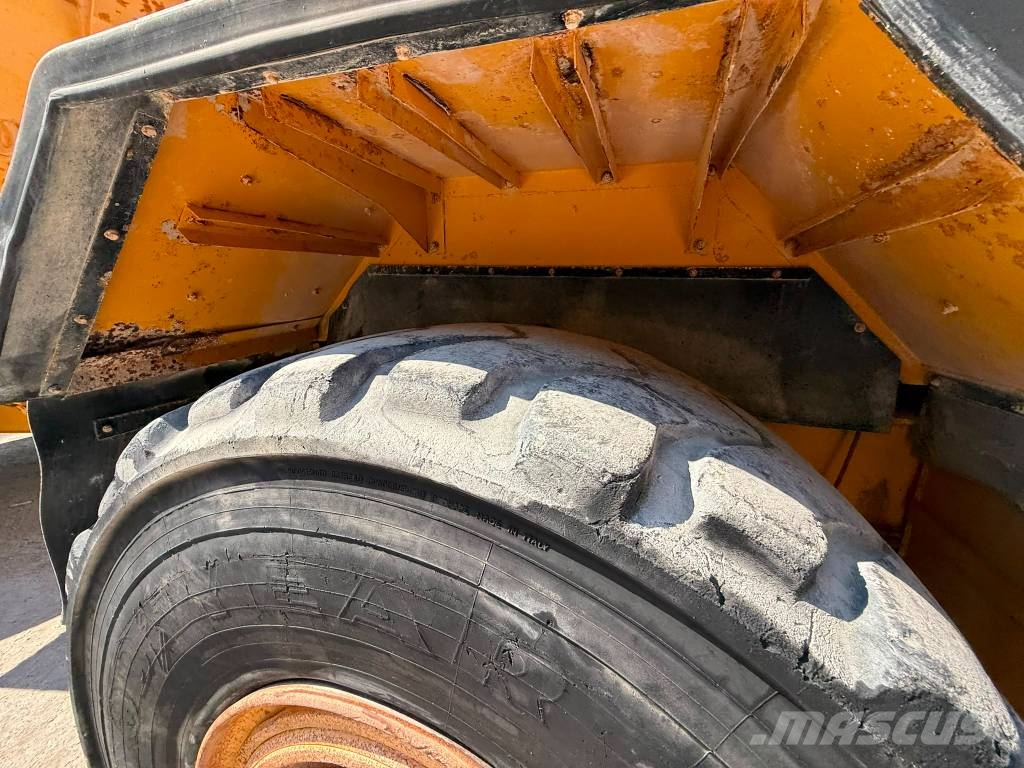 Volvo A35C **AVERÍA CAMBIO** Шарнирно-сочленённые самосвалы