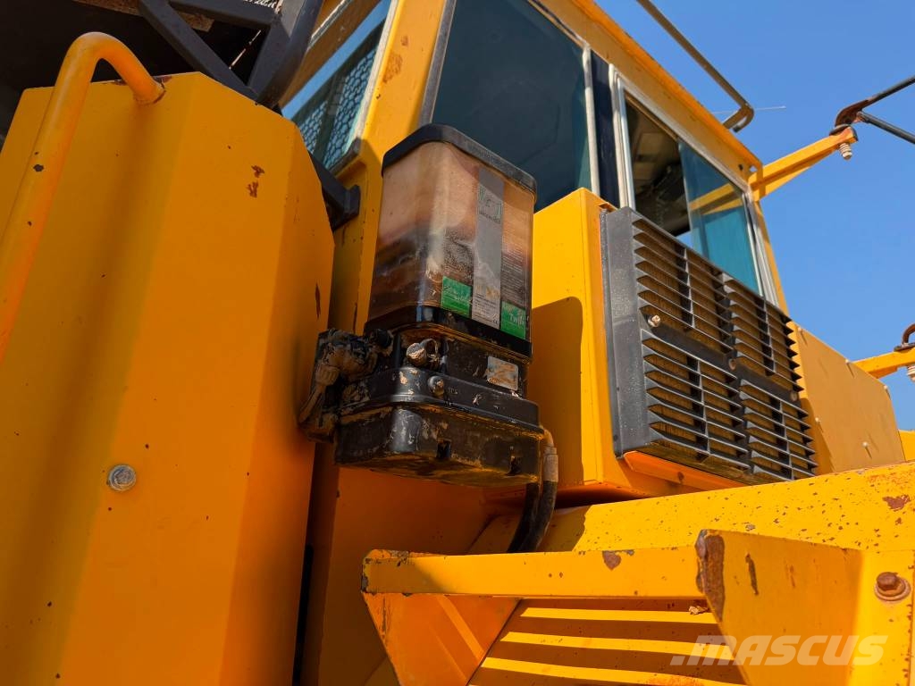 Volvo A35C **AVERÍA CAMBIO** Шарнирно-сочленённые самосвалы