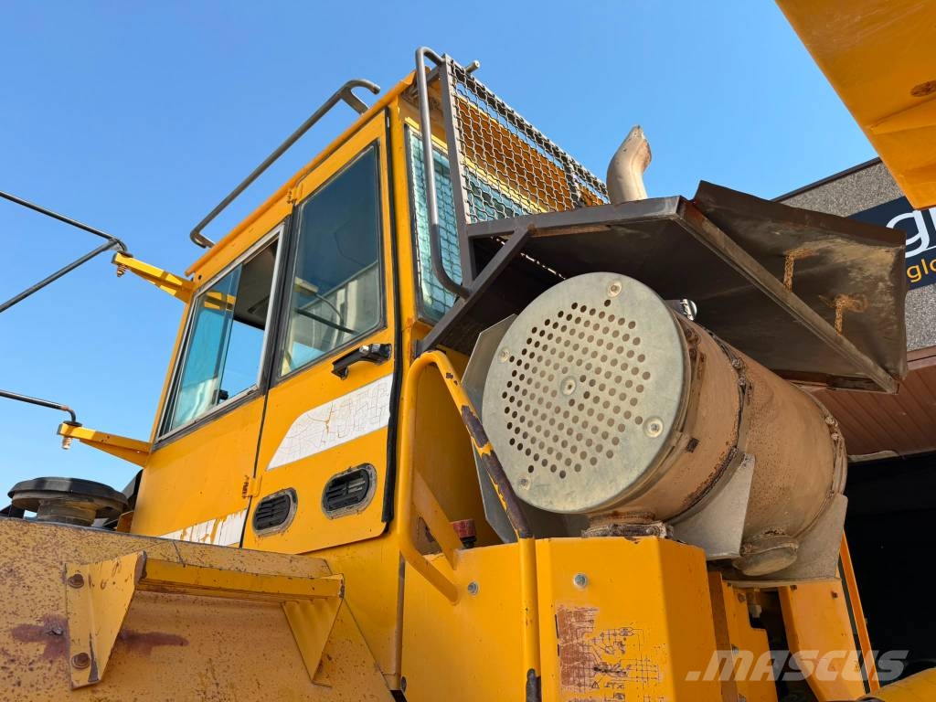 Volvo A35C **AVERÍA CAMBIO** Шарнирно-сочленённые самосвалы