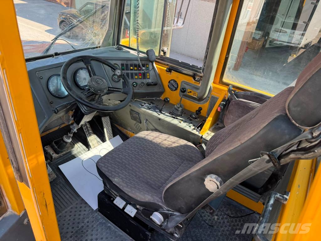 Volvo A35C **AVERÍA CAMBIO** Шарнирно-сочленённые самосвалы