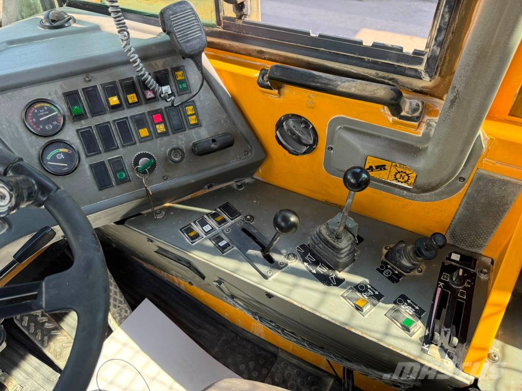 Volvo A35C **AVERÍA CAMBIO** Шарнирно-сочленённые самосвалы