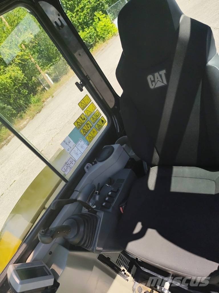 CAT 305E Miniexcavadoras