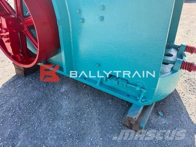 Kue-Ken 110S Jaw Crusher (42×27) Trituradoras