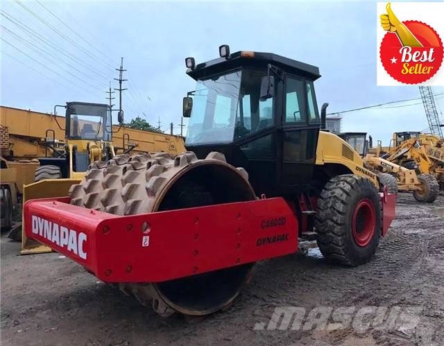 Dynapac CA 602 D مداحل أحادية الأسطوانة