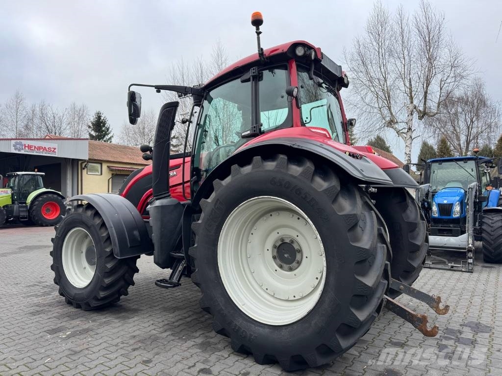 Valtra T234 VERSU Traktory