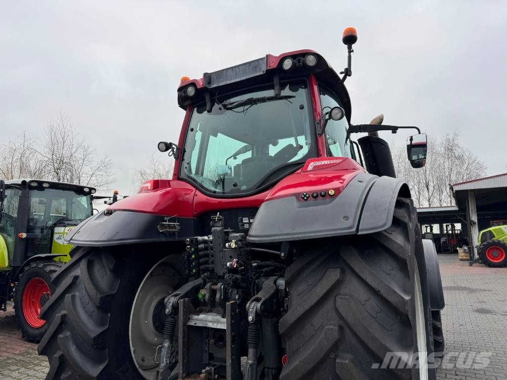Valtra T234 VERSU Traktory