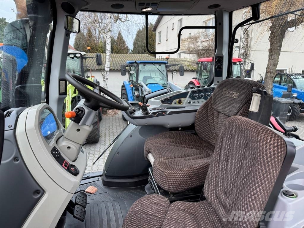 Valtra T234 VERSU Traktory