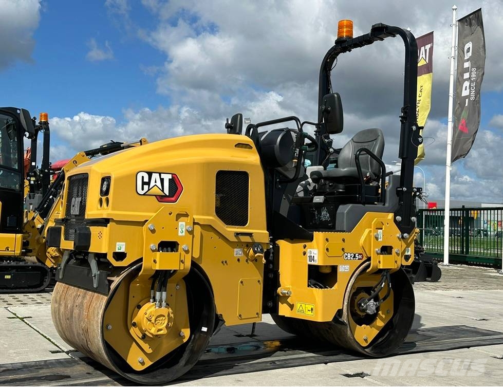 CAT CB 2.5 GC Çift tamburlu silindirler