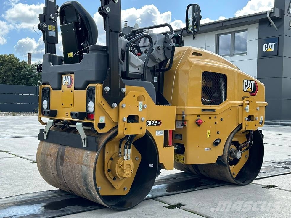 CAT CB 2.5 GC Çift tamburlu silindirler