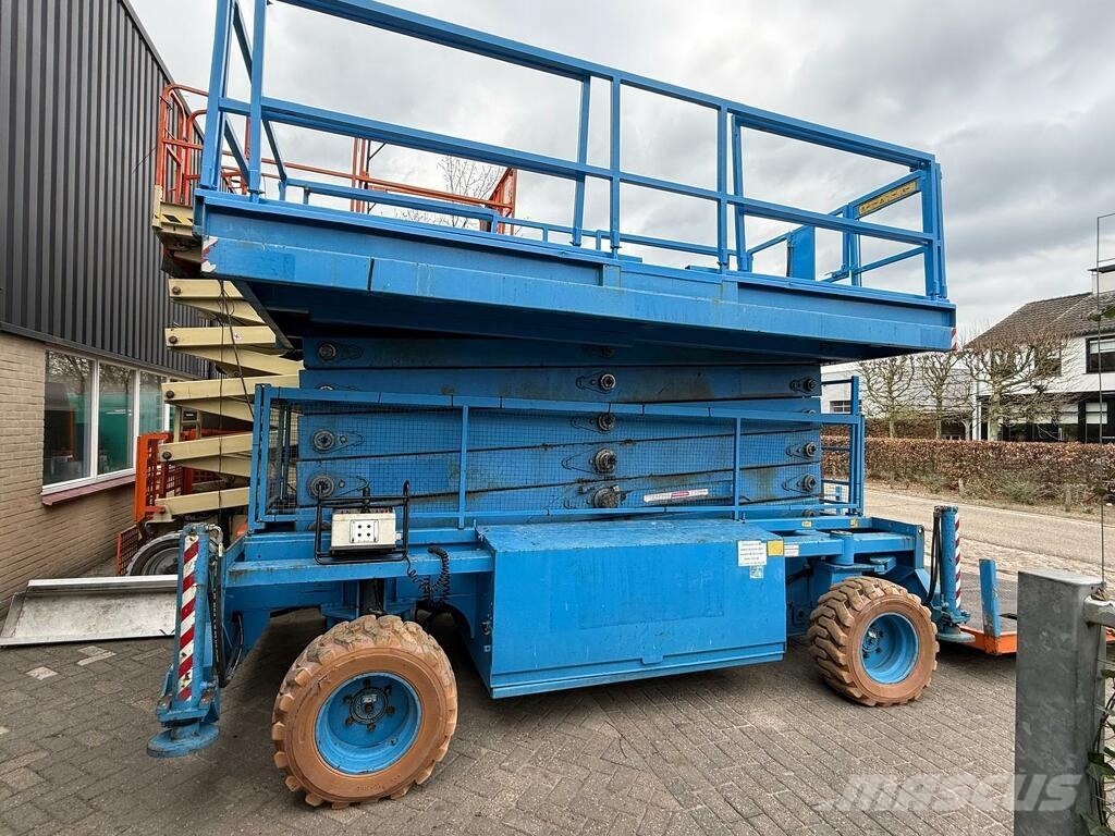 Holland Lift B 195 DL 25 4WD/P/N Käärtõstukid