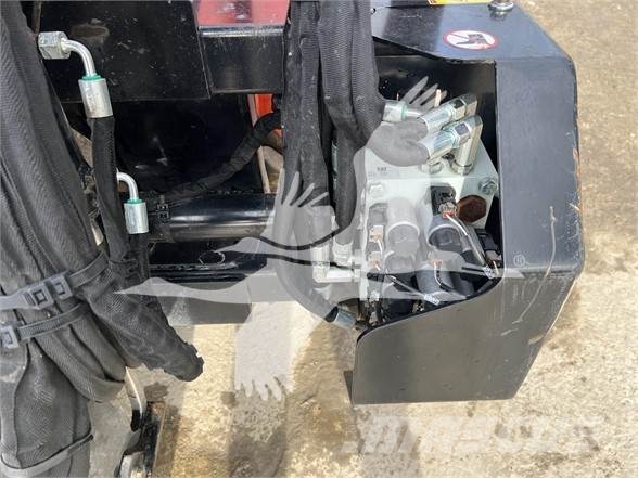 CAT PC306 Aszfalt terítõ gépek