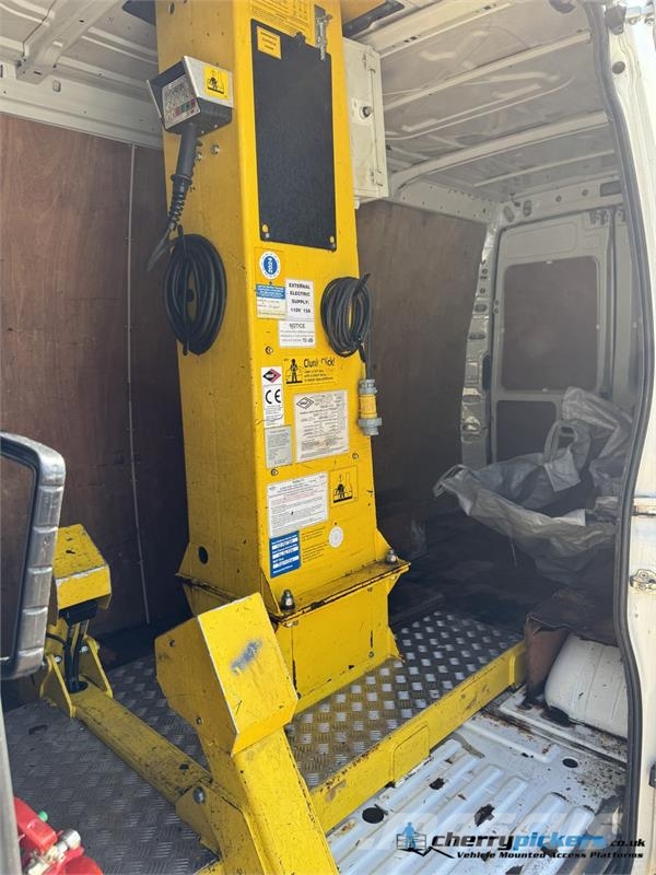 Iveco DAILY 车载式高空作业车