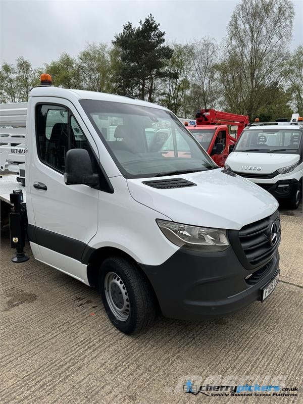 Mercedes-Benz SPRINTER 卡車裝載高空作業車