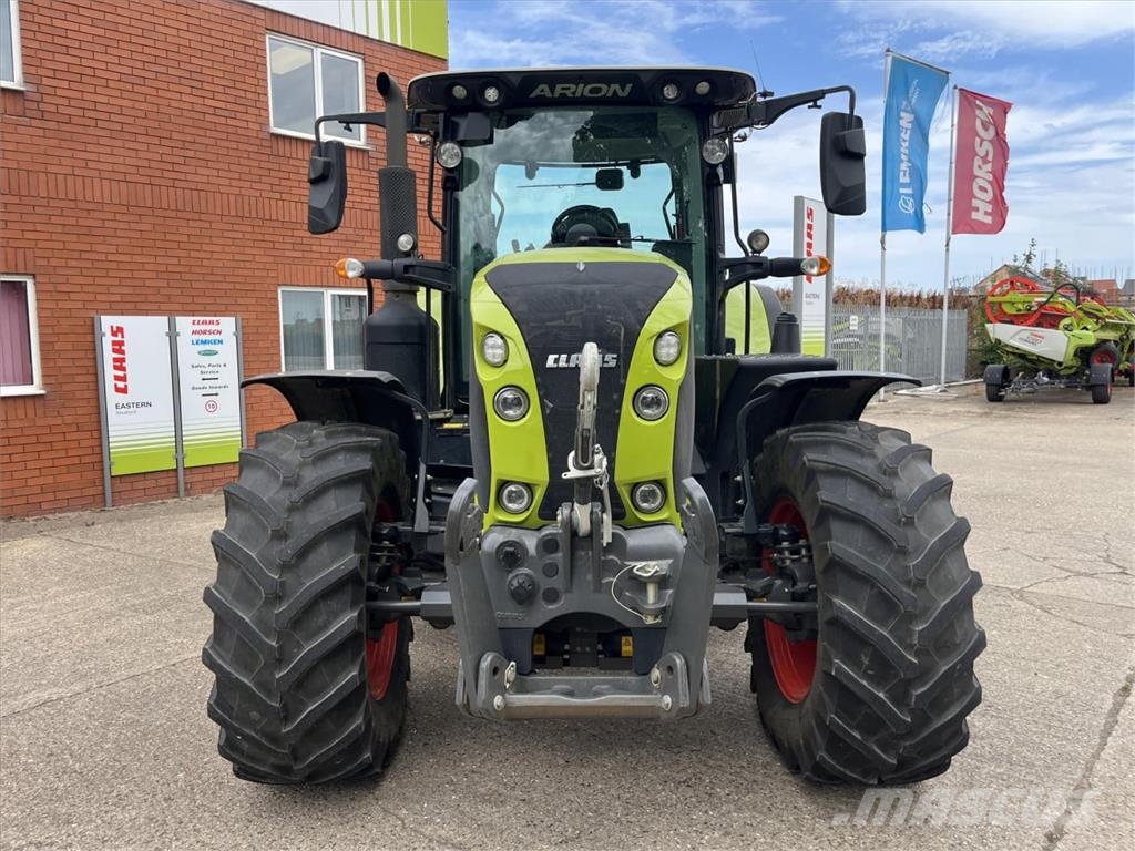 CLAAS ARION 630 HEXASHIFT Tractoren