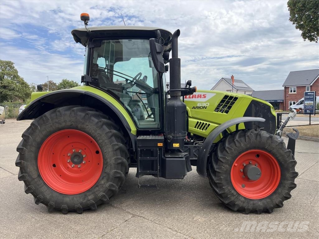CLAAS ARION 630 HEXASHIFT Tractoren