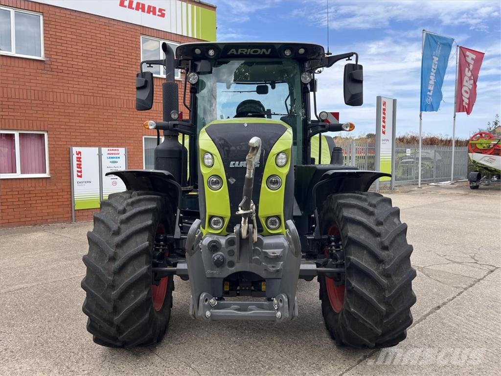 CLAAS ARION 630 HEXASHIFT Tractoren
