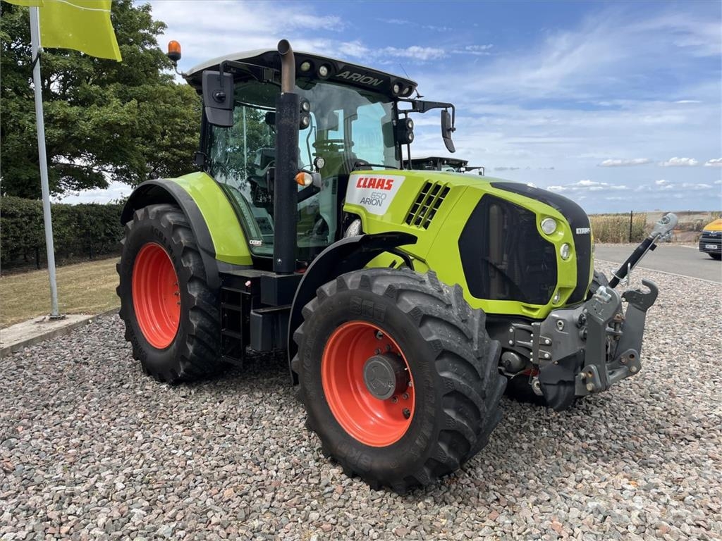 CLAAS ARION 650 Traktorer