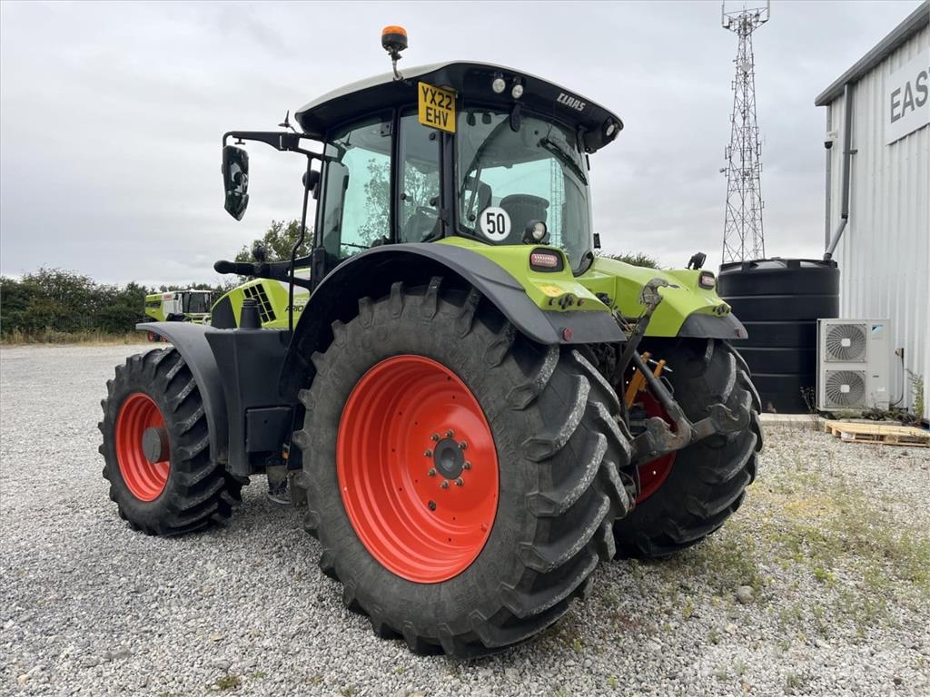 CLAAS ARION 650 Traktorit