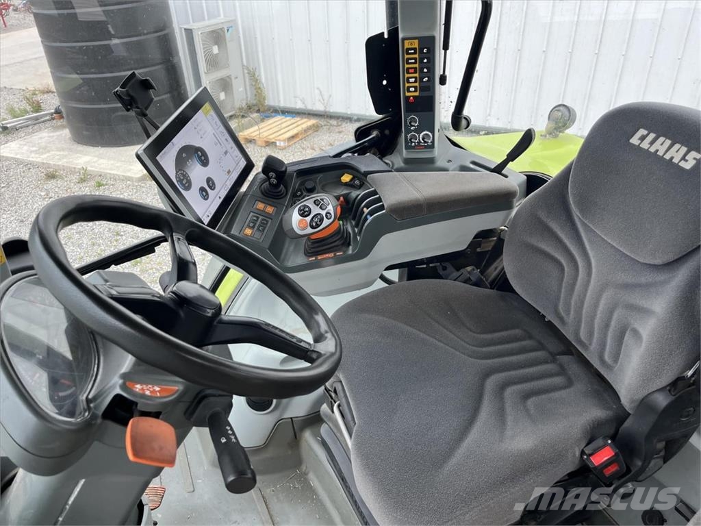 CLAAS ARION 650 Traktorit