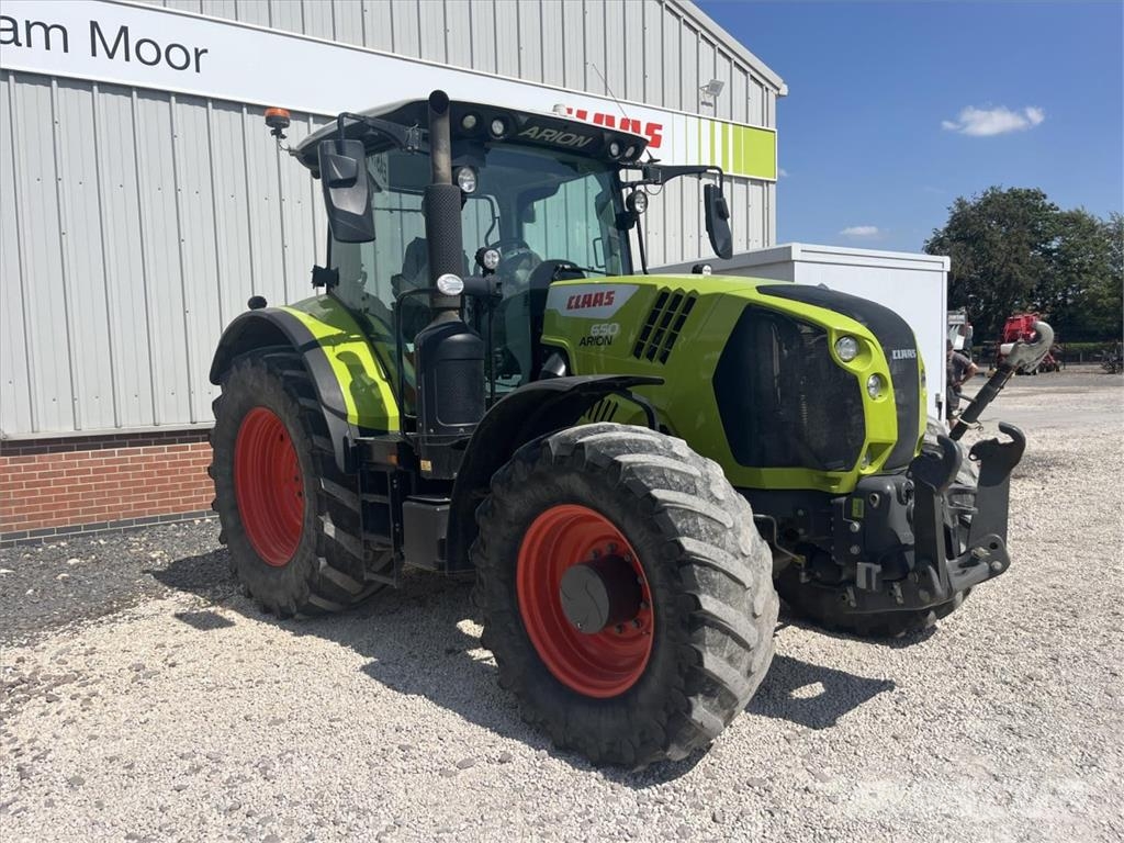 CLAAS ARION 650 HEXASHIFT Tractoren