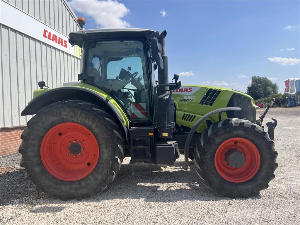 CLAAS ARION 650 HEXASHIFT Tractoren