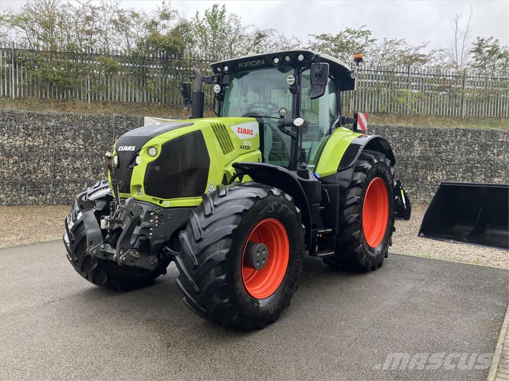 CLAAS AXION 870 Tractoren