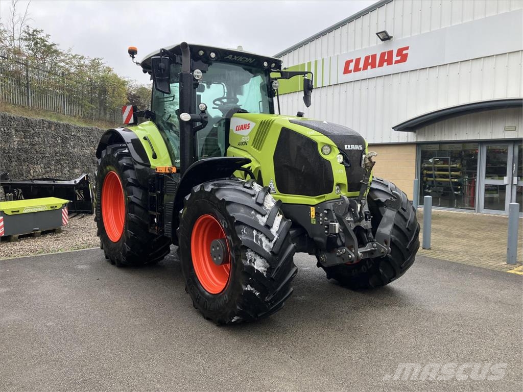 CLAAS AXION 870 Tractoren