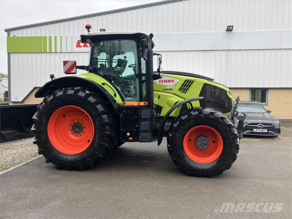 CLAAS AXION 870 Tractoren