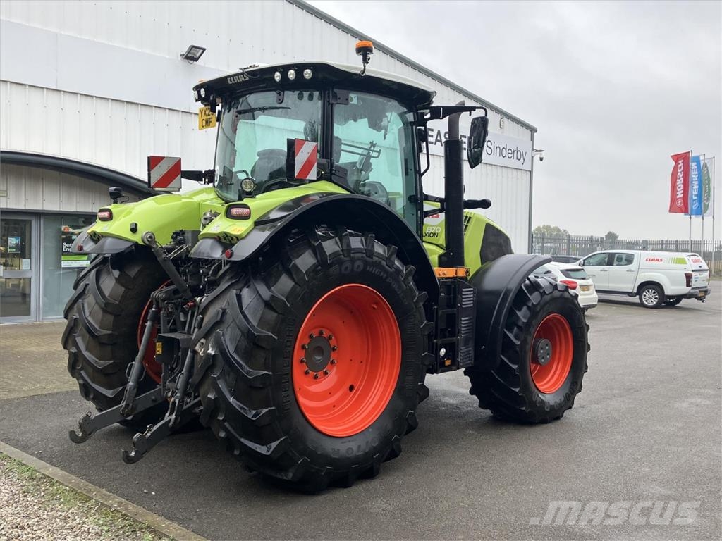CLAAS AXION 870 Tractoren
