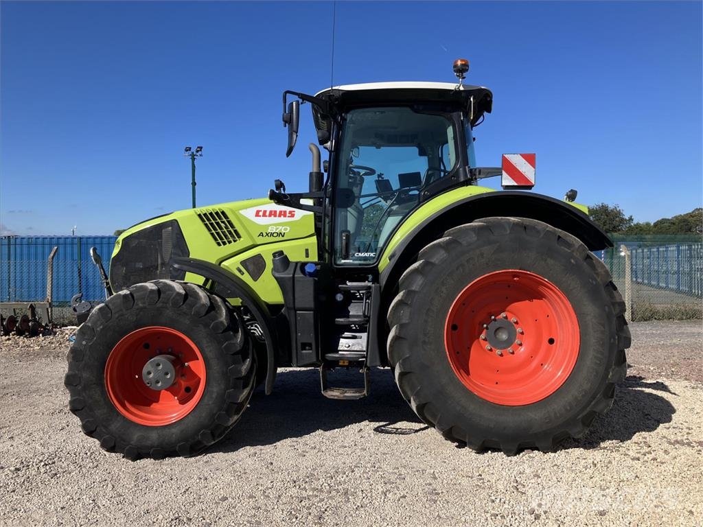 CLAAS AXION 870 Tractoren