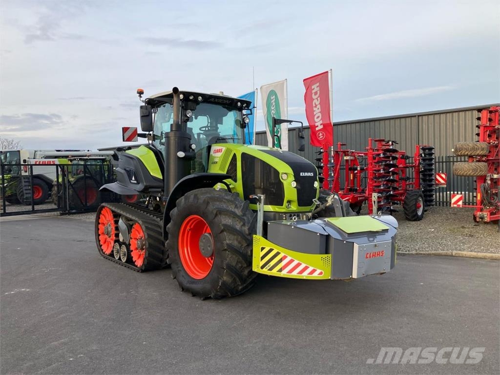 CLAAS AXION 930 TT Traktorit