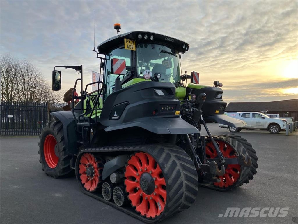 CLAAS AXION 930 TT Traktorit
